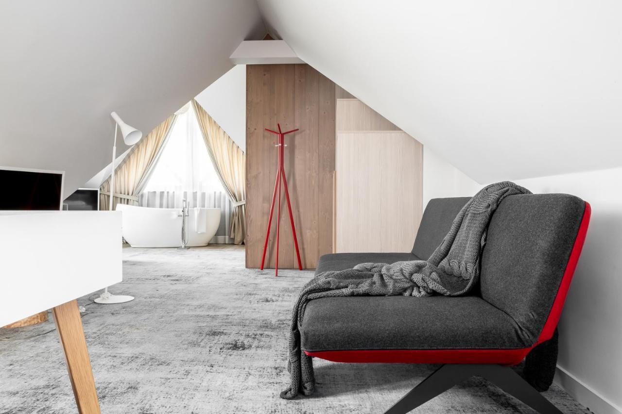 Hotel Zawrat - Blisko Natury เบียลกาตัทร์ชันสกา ภายนอก รูปภาพ