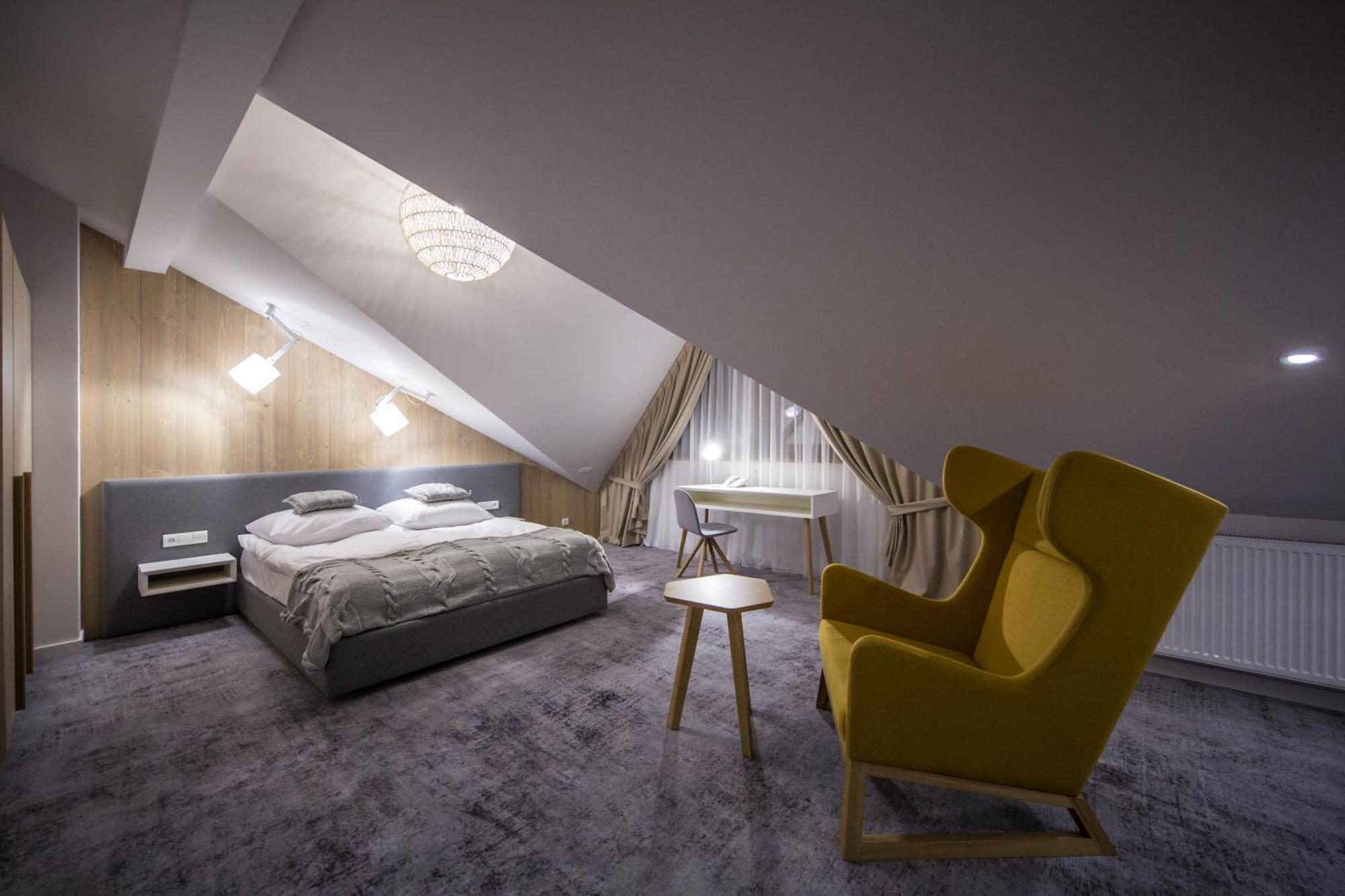 Hotel Zawrat - Blisko Natury เบียลกาตัทร์ชันสกา ห้อง รูปภาพ