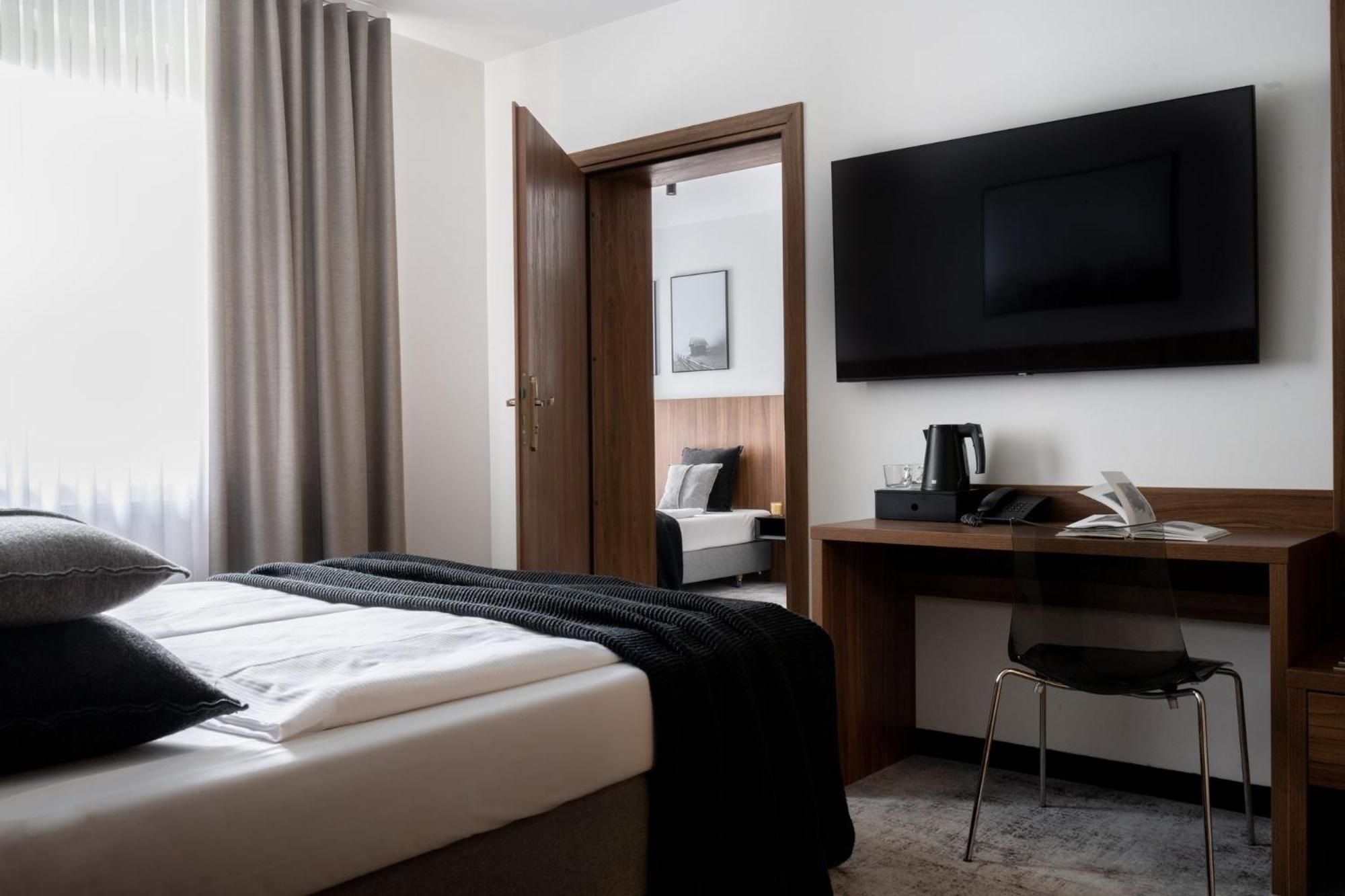 Hotel Zawrat - Blisko Natury เบียลกาตัทร์ชันสกา ภายนอก รูปภาพ