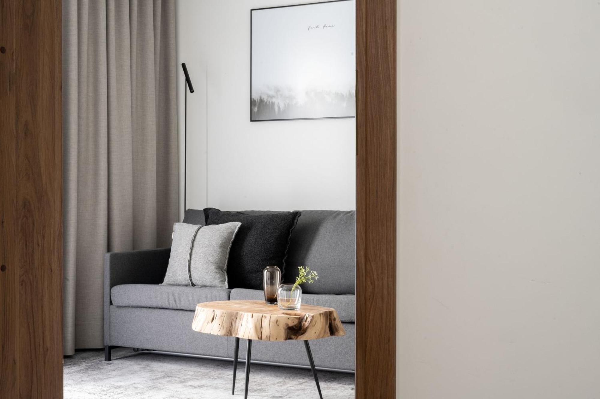 Hotel Zawrat - Blisko Natury เบียลกาตัทร์ชันสกา ภายนอก รูปภาพ